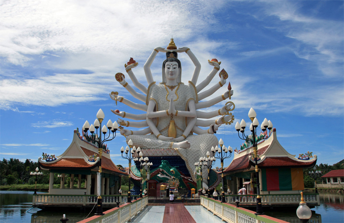 Wat-Plai-Laem-Koh-Samui-7.jpg