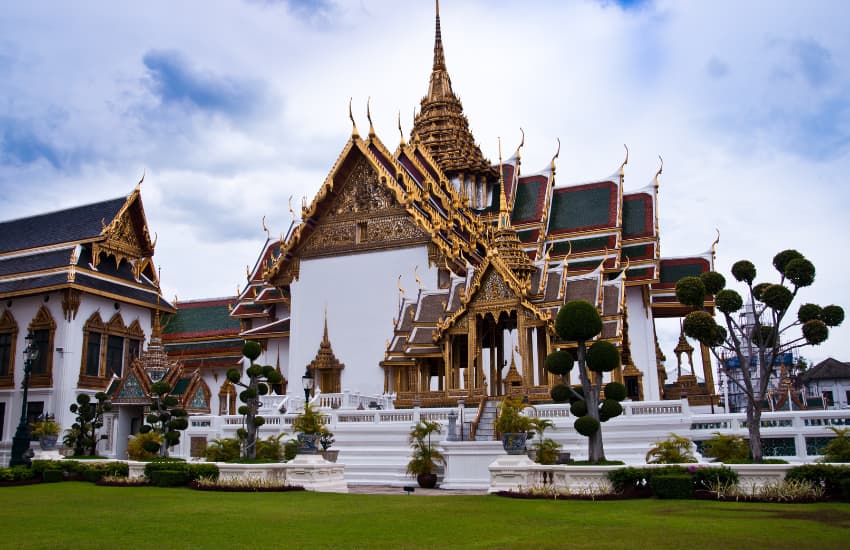 Wat Phra Singh - akyra Manor Chiang Mai Hotel